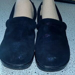 Woman's born concept size 7.5 dress shoes